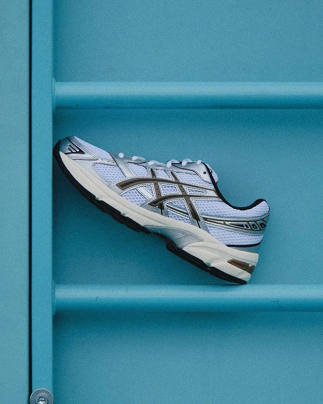 ASICS 2025