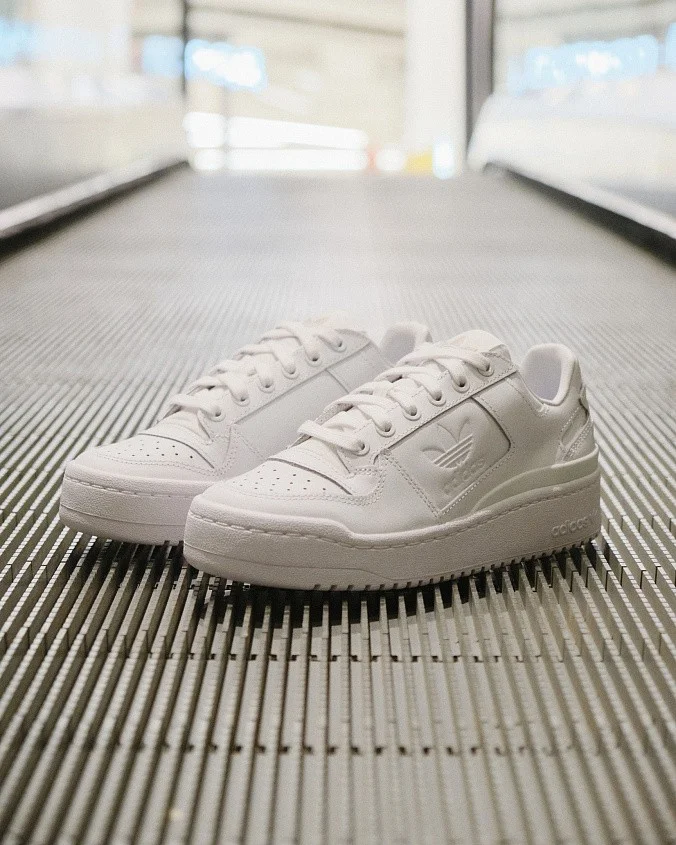 Кроссовки женские adidas Originals Forum Bold Cloud White/Cloud White/Core Black