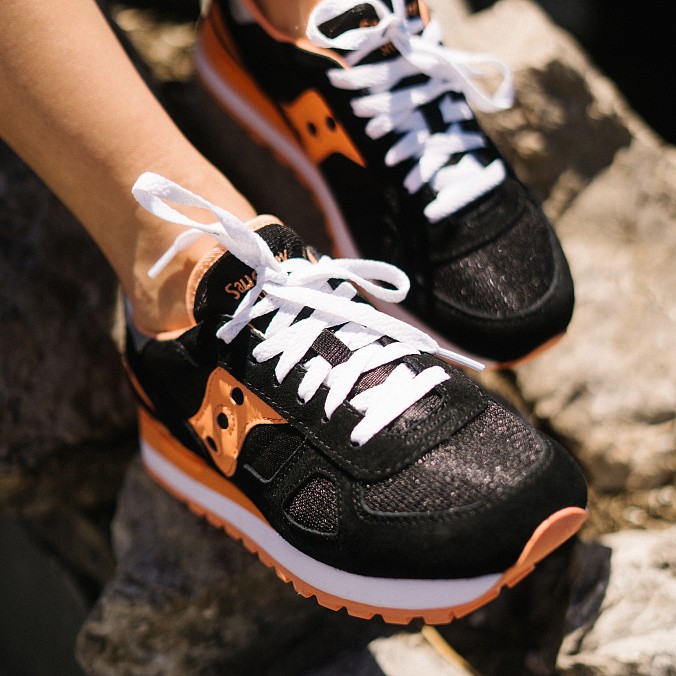 Кроссовки женские Saucony Shadow Original Black/Coral