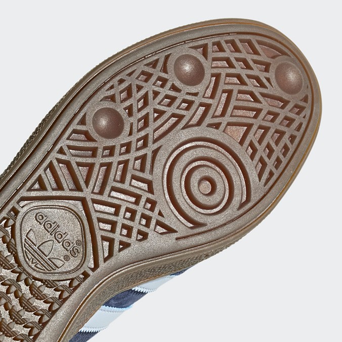 Кроссовки унисекс adidas Originals Handball Spezial Collegiate Navy/Clear Sky/Gum