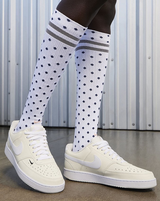 Кроссовки женские Nike Court Vision Low Next Nature White/Black/Pale Ivory