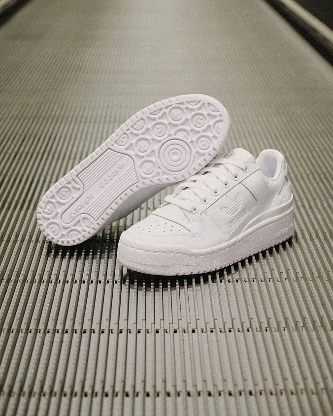 Кроссовки женские adidas Originals Forum Bold Cloud White/Cloud White/Core Black